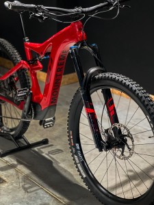 Rower elektryczny górski używany BH BIKES ATOMX ER925 rozmiar LA DEMO 2025 